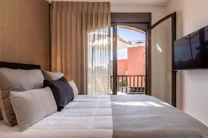 c1d0bd3058912dfc845953c95c3627b1 - 9