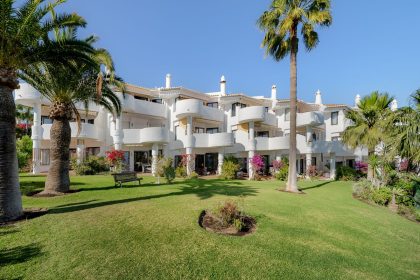 c1f628c1221814fc509303d453ed81c2 - 19