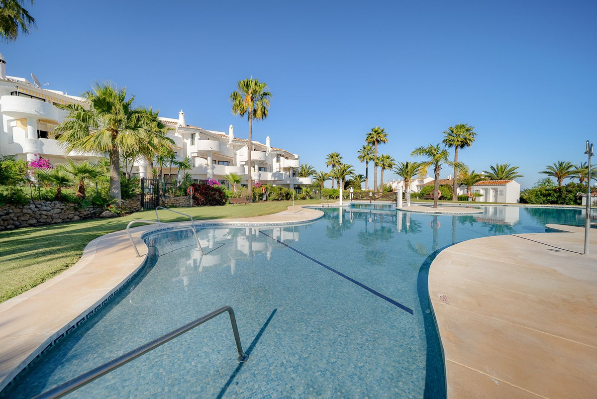 c1f628c1221814fc509303d453ed81c2 - 20