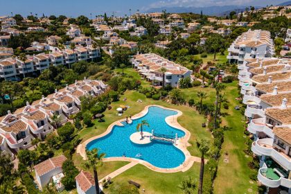 c1f628c1221814fc509303d453ed81c2 - 23