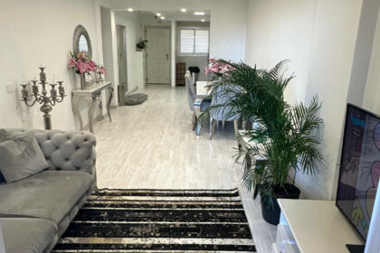 c2988383026bad8eea59cf5c7376200e - 18