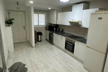 c2988383026bad8eea59cf5c7376200e - 3