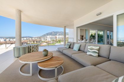 c3543116fb3e03cf937e89daa8413390 - 15