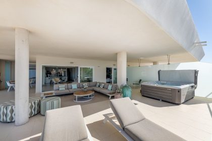 c3543116fb3e03cf937e89daa8413390 - 20