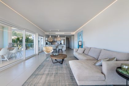 c3543116fb3e03cf937e89daa8413390 - 23