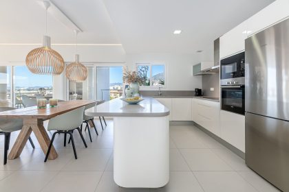 c3543116fb3e03cf937e89daa8413390 - 32