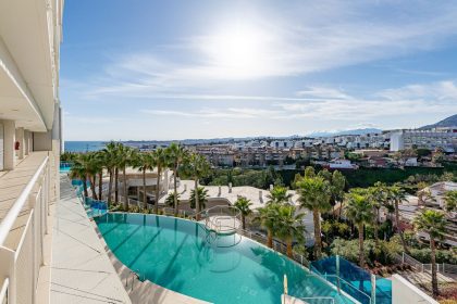 c3543116fb3e03cf937e89daa8413390 - 52