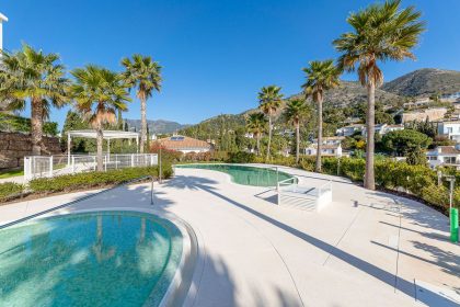 c3543116fb3e03cf937e89daa8413390 - 61