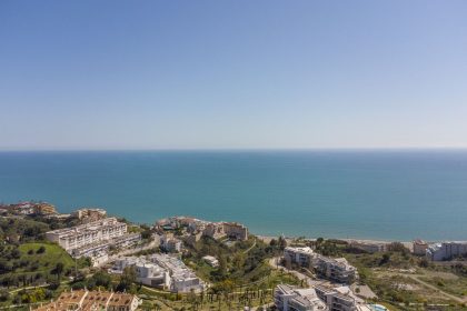 c3543116fb3e03cf937e89daa8413390 - 72