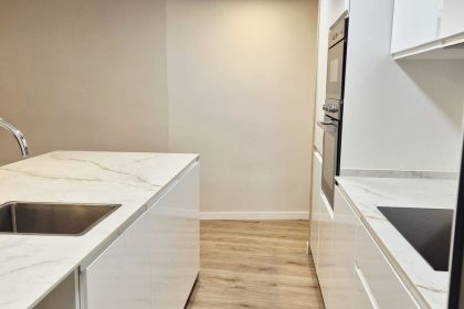 c43e614b008e282aeb527489d956be54 - 14