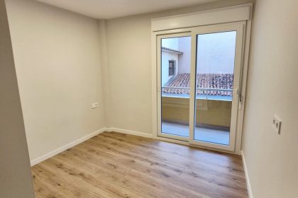 c43e614b008e282aeb527489d956be54 - 21