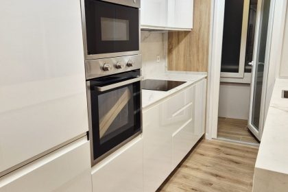 c43e614b008e282aeb527489d956be54 - 8