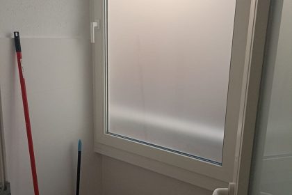 c43e614b008e282aeb527489d956be54 - 9