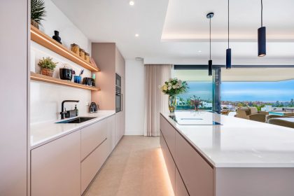 c4f7b53766443464c6820a3770b47bfa - 11