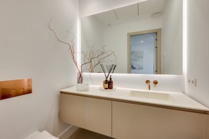 c4f7b53766443464c6820a3770b47bfa - 22