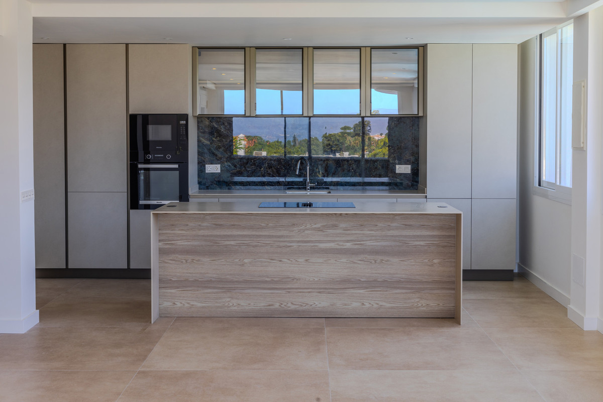 c50de66cd20398b8b94a87c57417be2f - 34