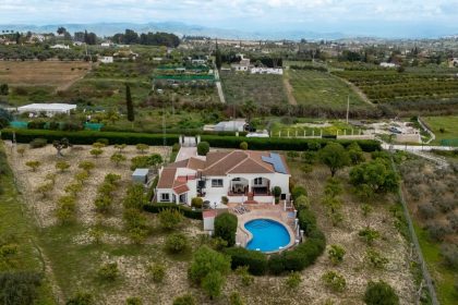 c57a252ce15e4deb6d2f23ea4dacc85f - 1