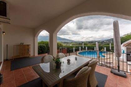 c57a252ce15e4deb6d2f23ea4dacc85f - 48