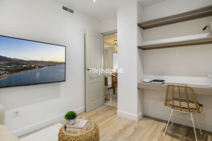 c5953051697ac759cccbb549f06b913d - 48