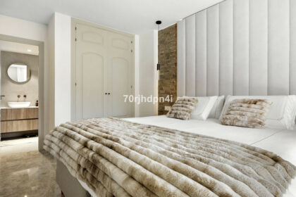 c5953051697ac759cccbb549f06b913d - 53