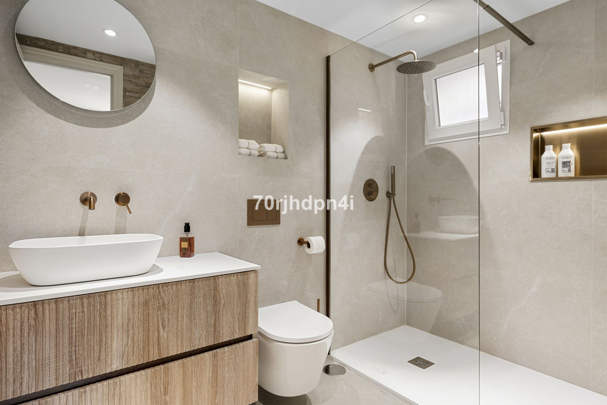 c5953051697ac759cccbb549f06b913d - 59