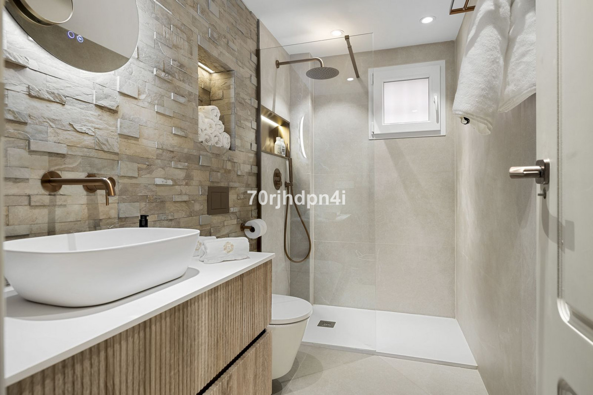 c5953051697ac759cccbb549f06b913d - 74