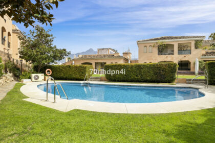 c5953051697ac759cccbb549f06b913d - 81