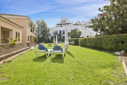 c5953051697ac759cccbb549f06b913d - 84