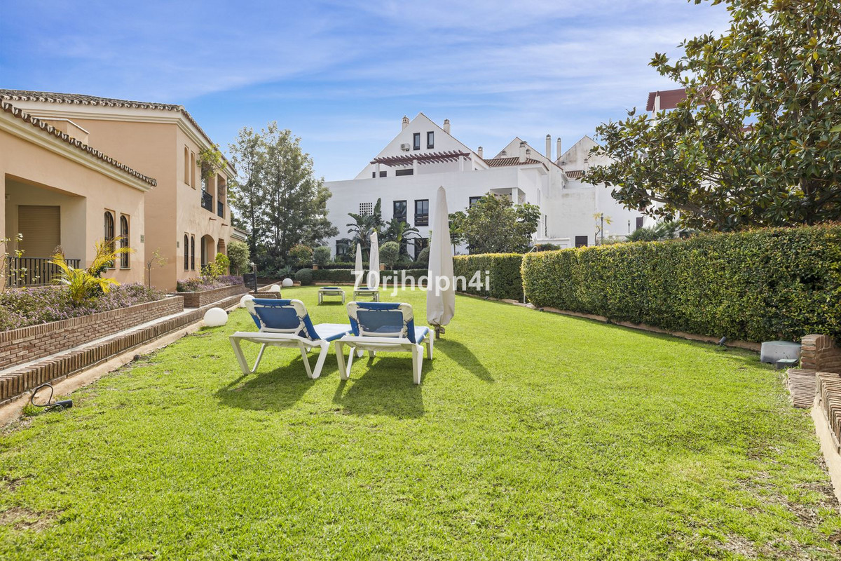 c5953051697ac759cccbb549f06b913d - 84