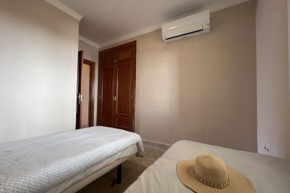 c5db084f5e1b5f49376bfb8bc4f90208 - 16