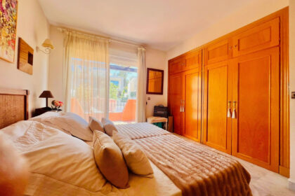 c5fa904bae5b4dd4b2ecc42dacced092 - 16