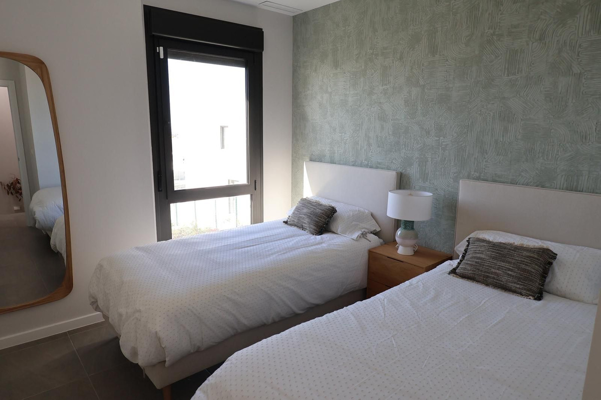 c612a9a8d53ddd25edd6f2a8c60248f8 - 13