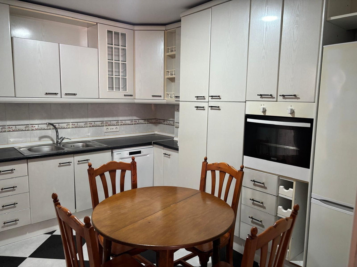 c65cf39ceaba4cd483f4ea2ec28ccd34 - 13