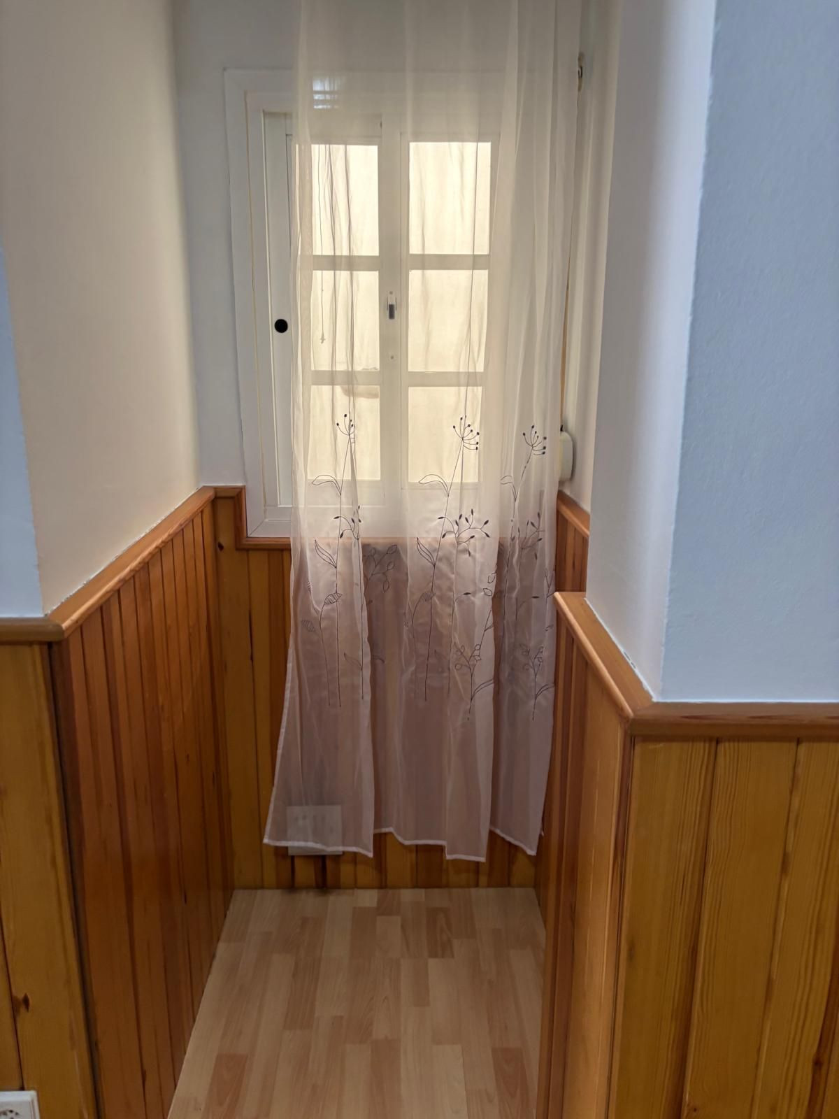 c65cf39ceaba4cd483f4ea2ec28ccd34 - 18