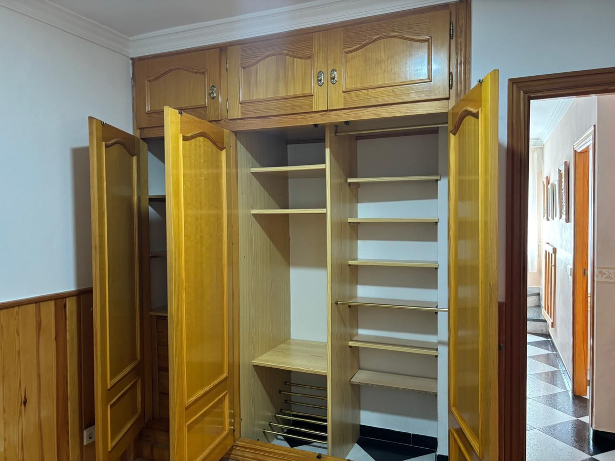 c65cf39ceaba4cd483f4ea2ec28ccd34 - 31