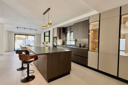 c6d614663684417f4a4baef31647934e - 3