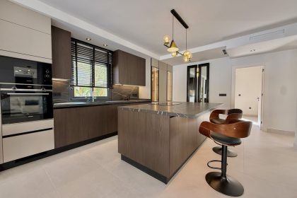 c6d614663684417f4a4baef31647934e - 5