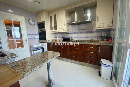 c6dfd1dabd057305925d7d166dc07dd1 - 12