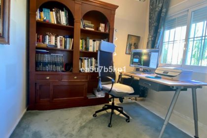 c6dfd1dabd057305925d7d166dc07dd1 - 20