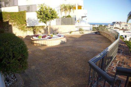 c6f06ca25e44e76e085be842d28ba934 - 18