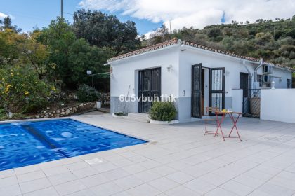 c775a54298b3aa5571a58e92f9e44319 - 10