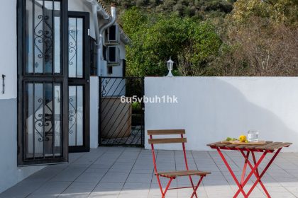 c775a54298b3aa5571a58e92f9e44319 - 11