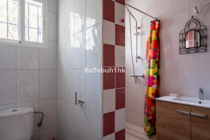 c775a54298b3aa5571a58e92f9e44319 - 23