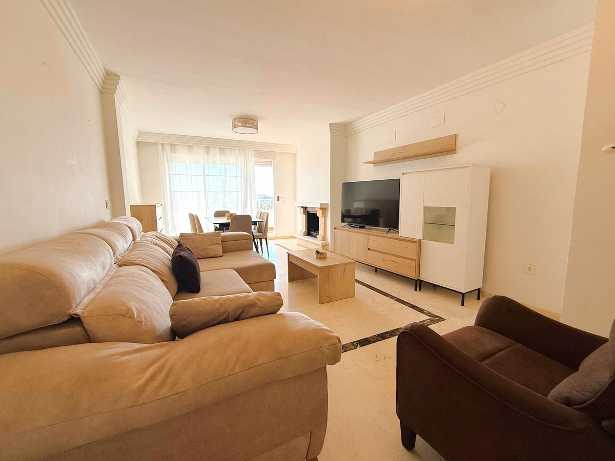 c785b8cffd371fcef3fa7e2c250f3628 - 4