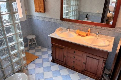 c8d40956ced772b2da9c89067a91e669 - 14