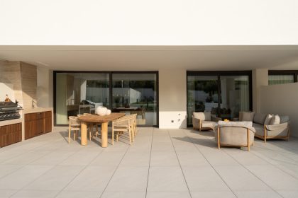 c8e1fa4321e0254884ae2fb064c0eb14 - 2