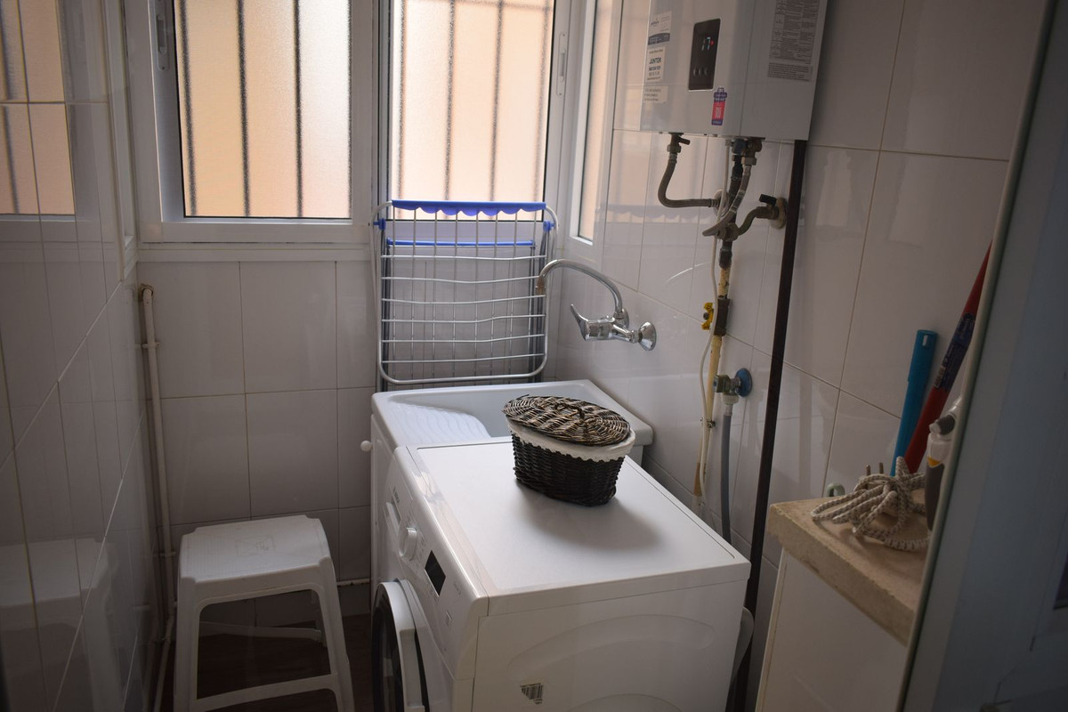 c90044bdd30071cf829731c6ac4bc477 - 13