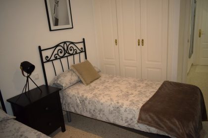 c90044bdd30071cf829731c6ac4bc477 - 15