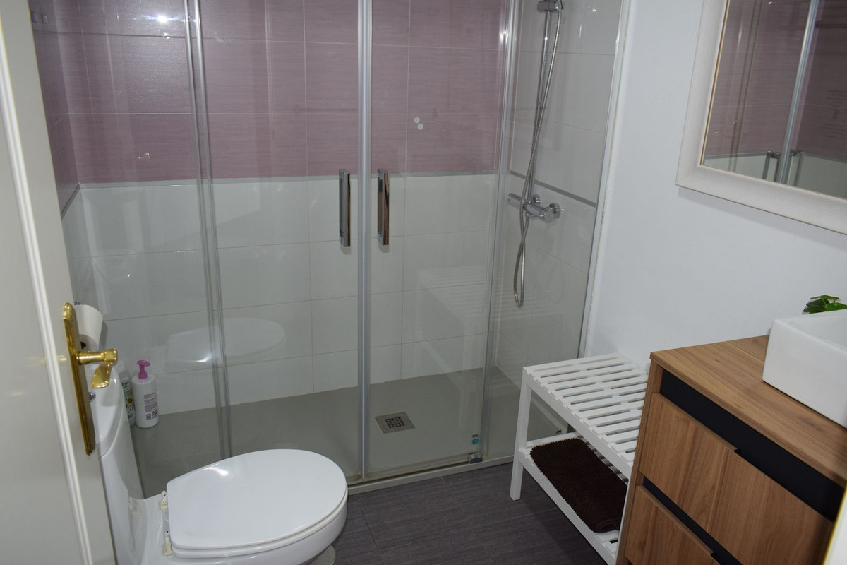 c90044bdd30071cf829731c6ac4bc477 - 16