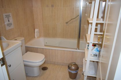 c90044bdd30071cf829731c6ac4bc477 - 25